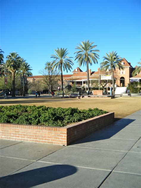 gap tucson mall.